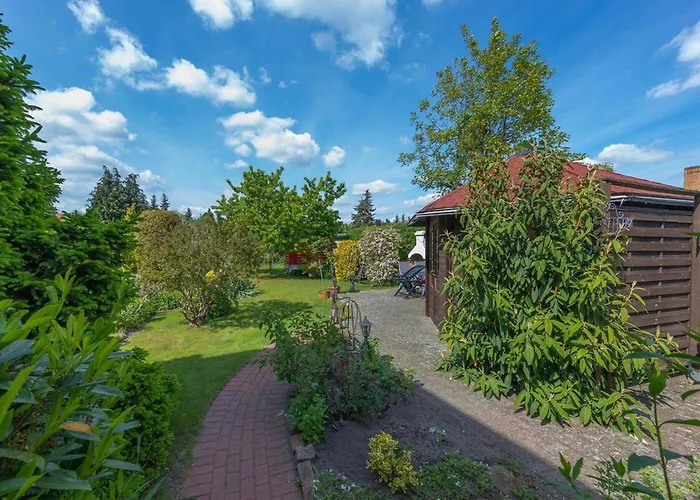 Hafenhaus Leuchtturm * וארן